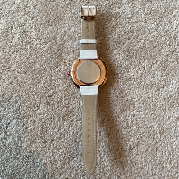 Authentic Betsey Johnson Watch - Picture 4 of 4